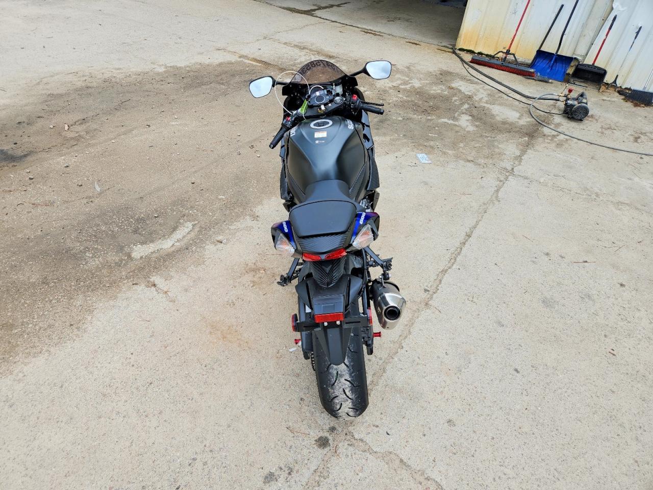 2026 Suzuki Gsx-R600 - Фото 6