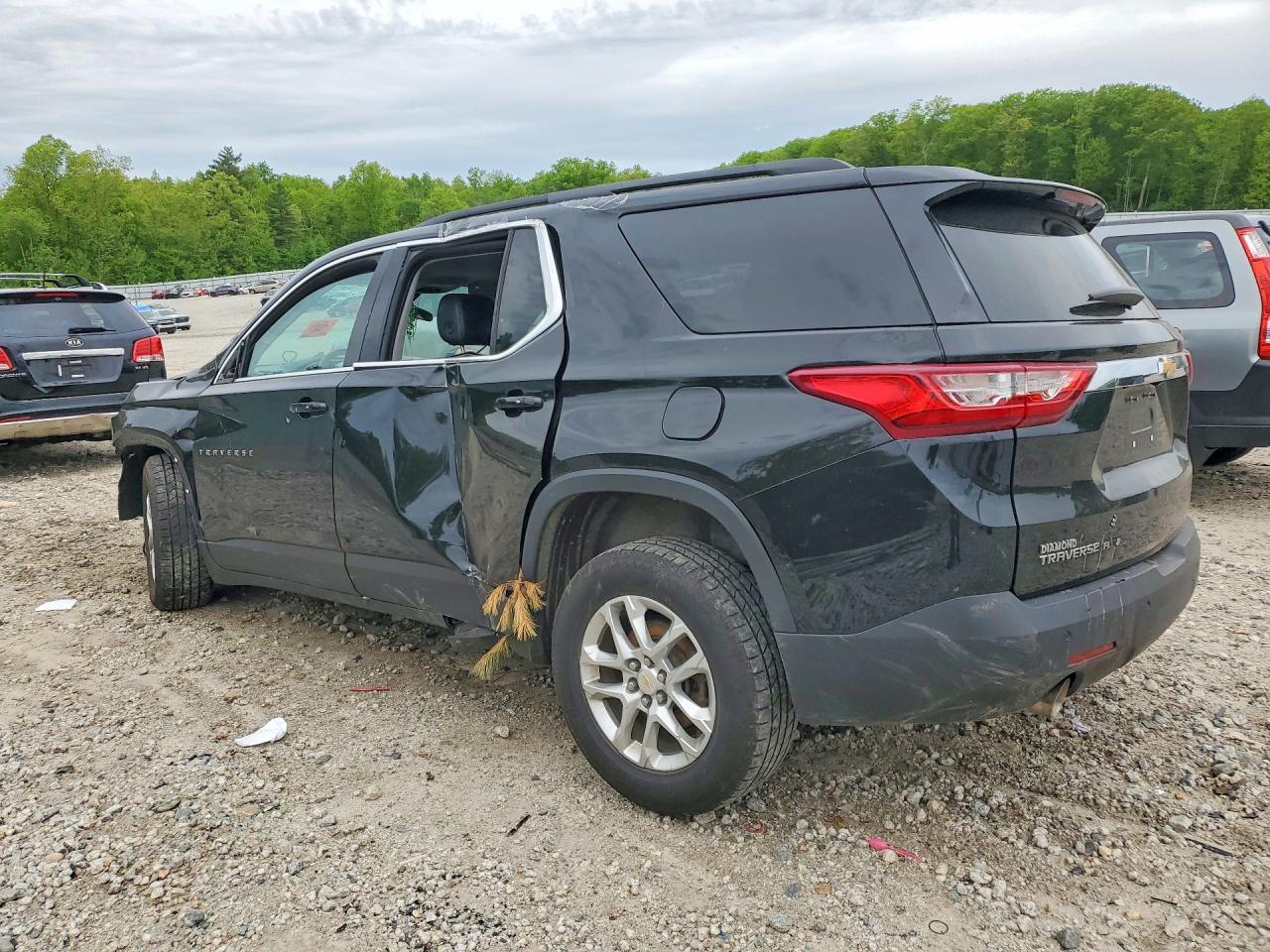 2019 Chevrolet Traverse Lt - Фото 2