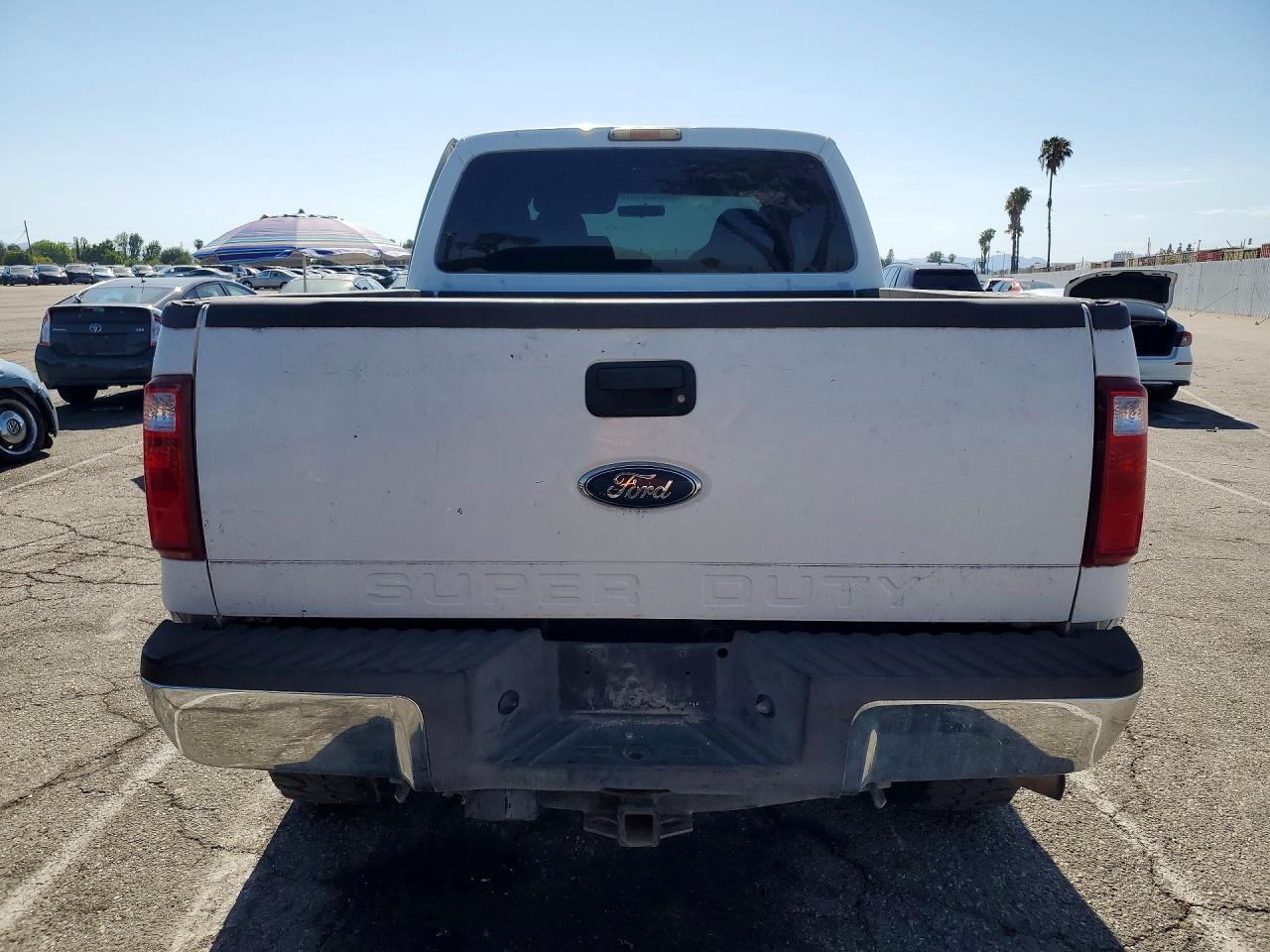 2010 Ford F250 - Фото 6