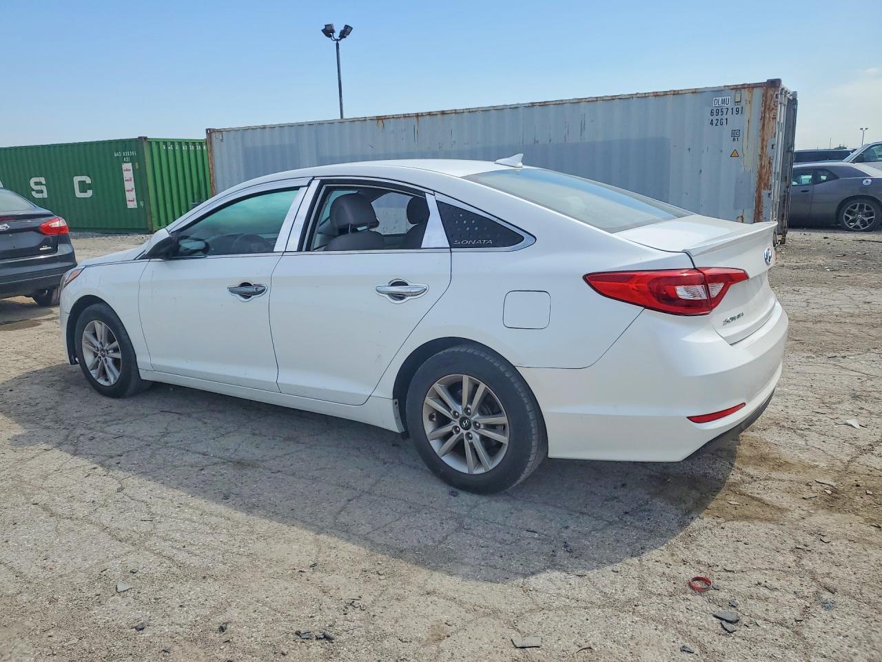 2016 Hyundai Sonata Se - Фото 2
