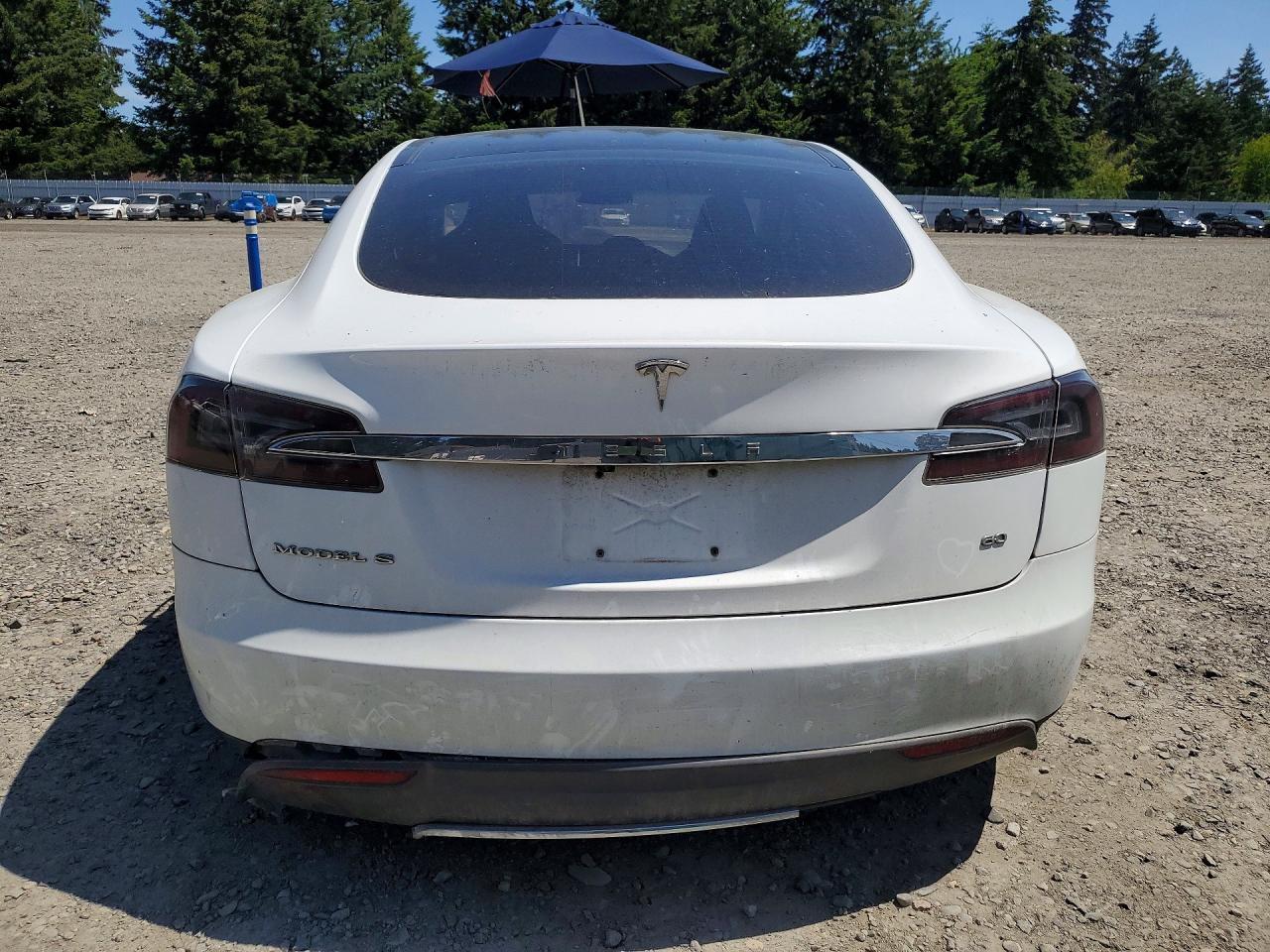 2014 Tesla Model S - Фото 6