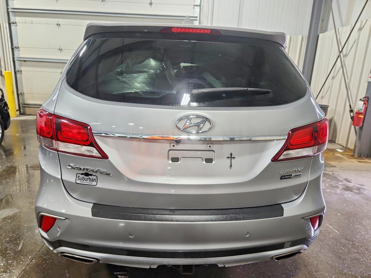 2017 Hyundai Santa Fe Limited Ultimate - Image 6