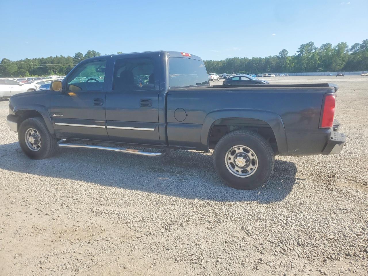 2004 Chevrolet Silverado K2500 - Фото 2