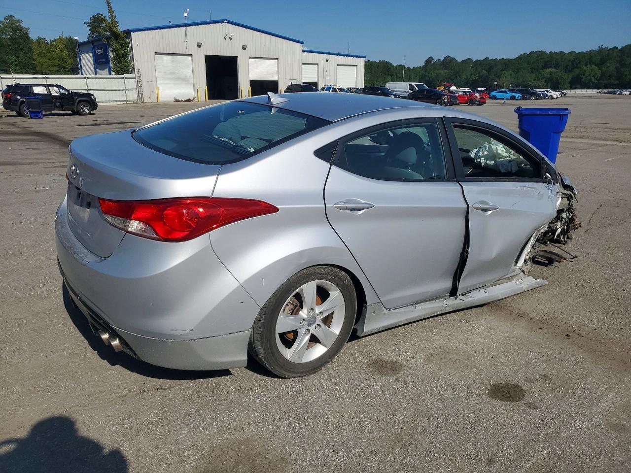 2013 Hyundai Elantra Gls - Фото 3