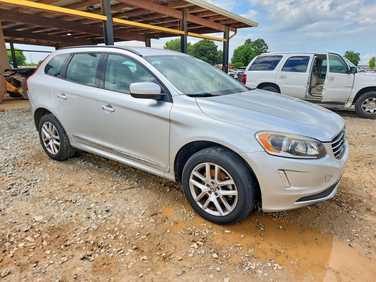 2017 Volvo Xc60 T5 - Image 4