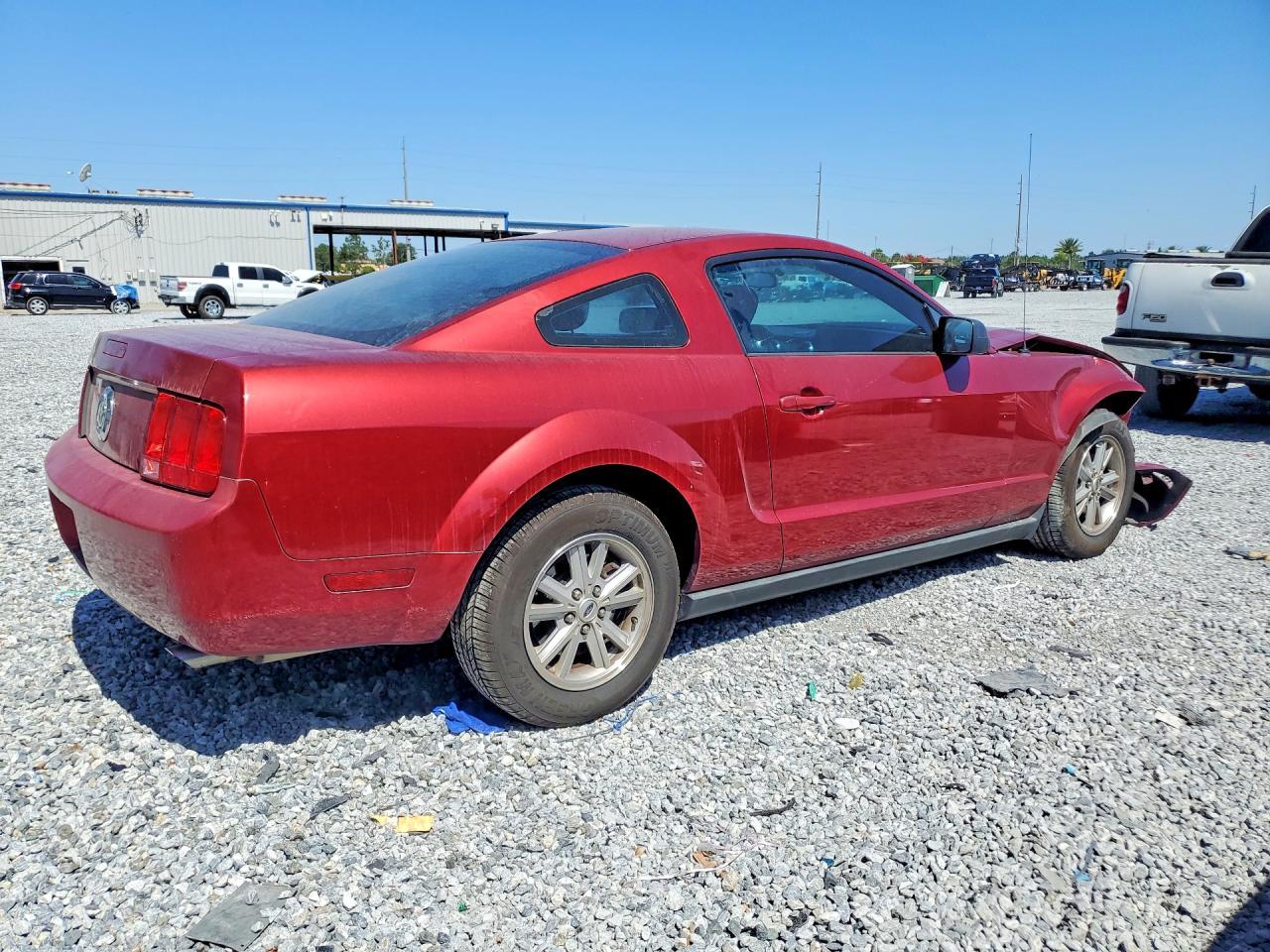 2006 Ford Mustang - Image 3