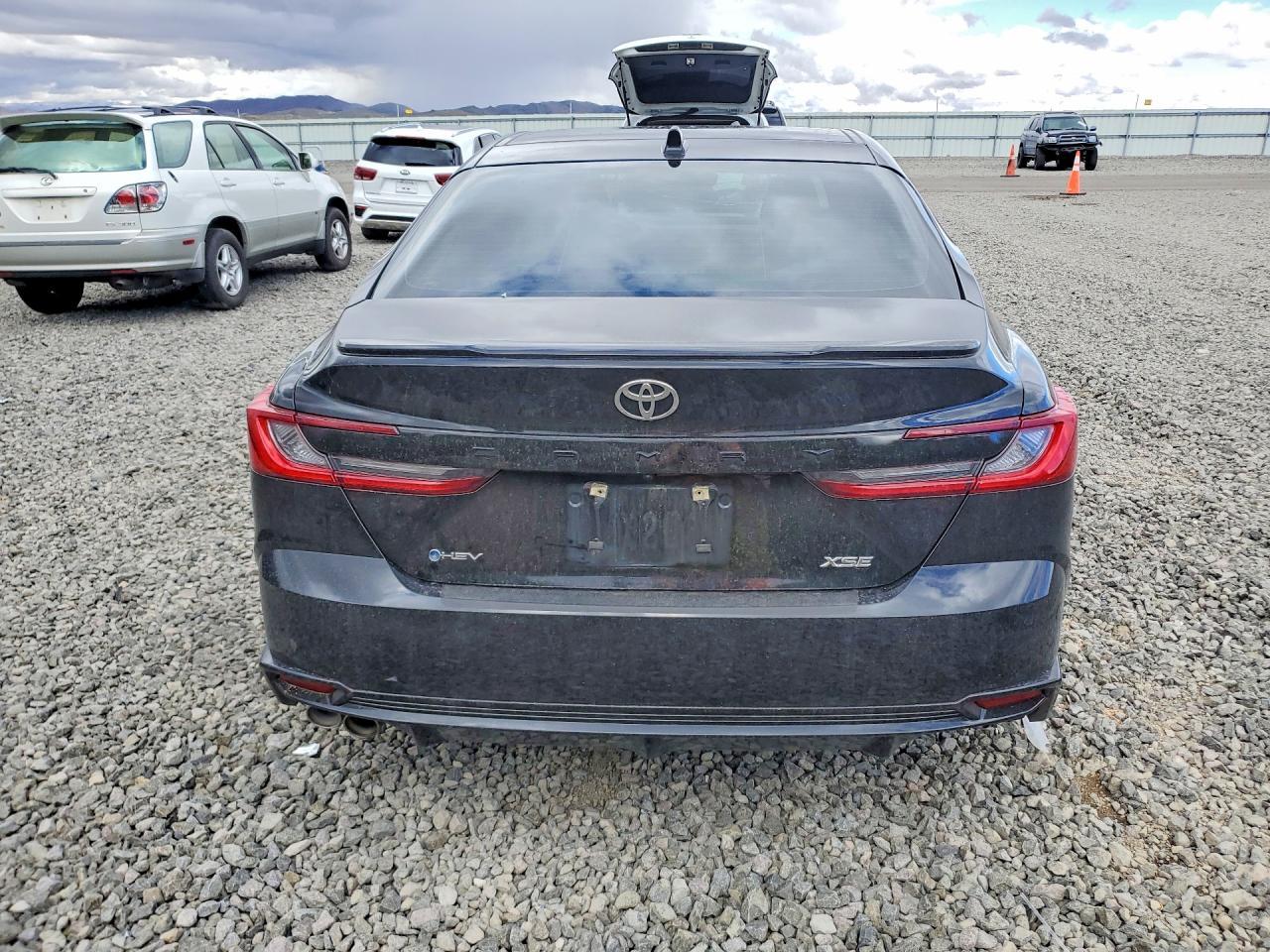 2025 Toyota Camry Xse - Фото 6