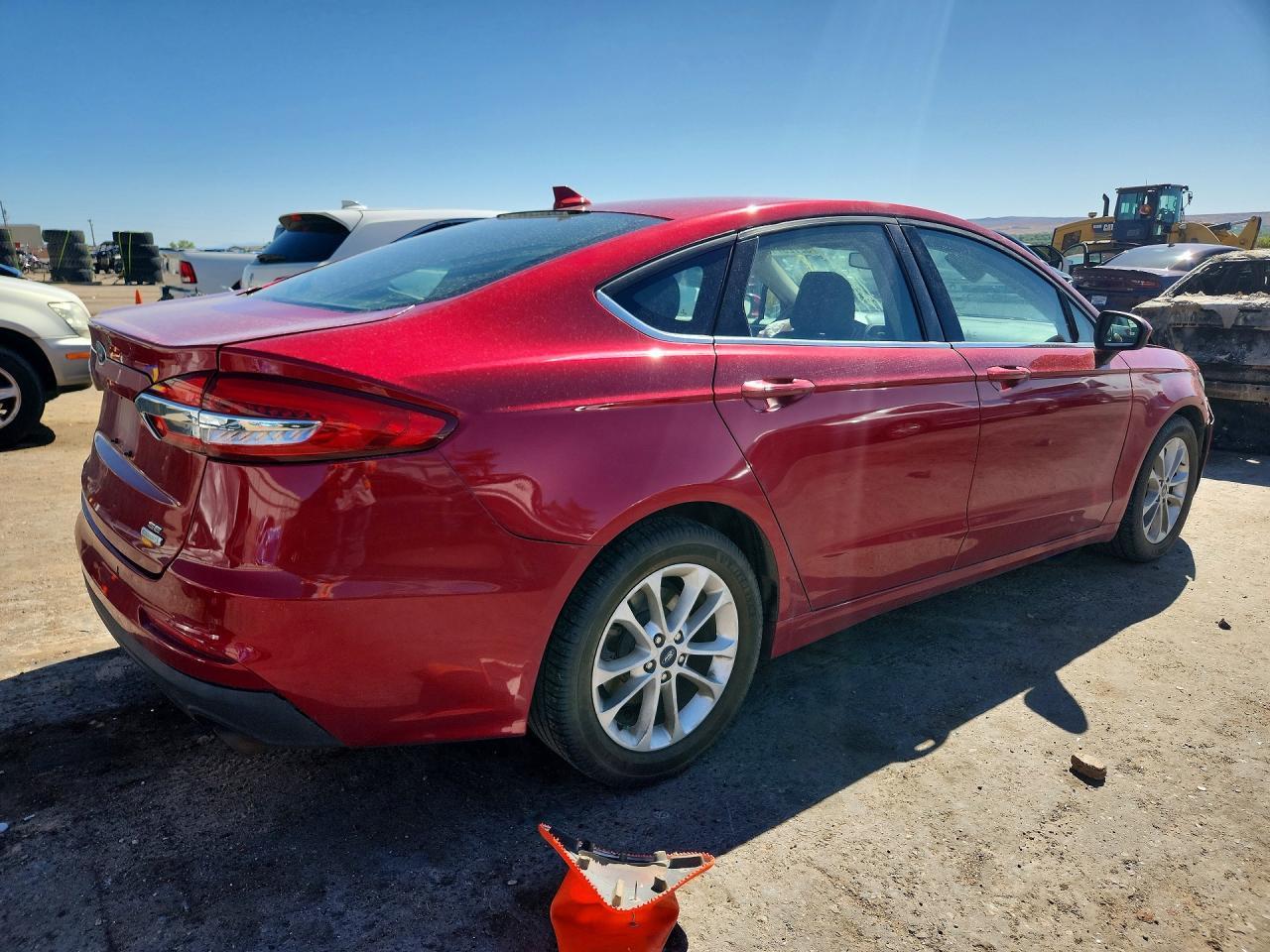 2020 Ford Fusion Se - Image 3