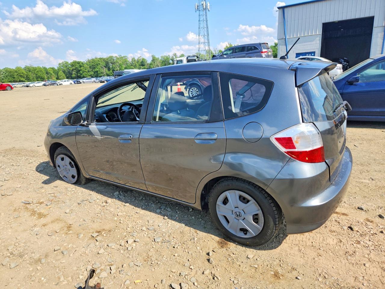 2012 Honda Fit - Фото 2