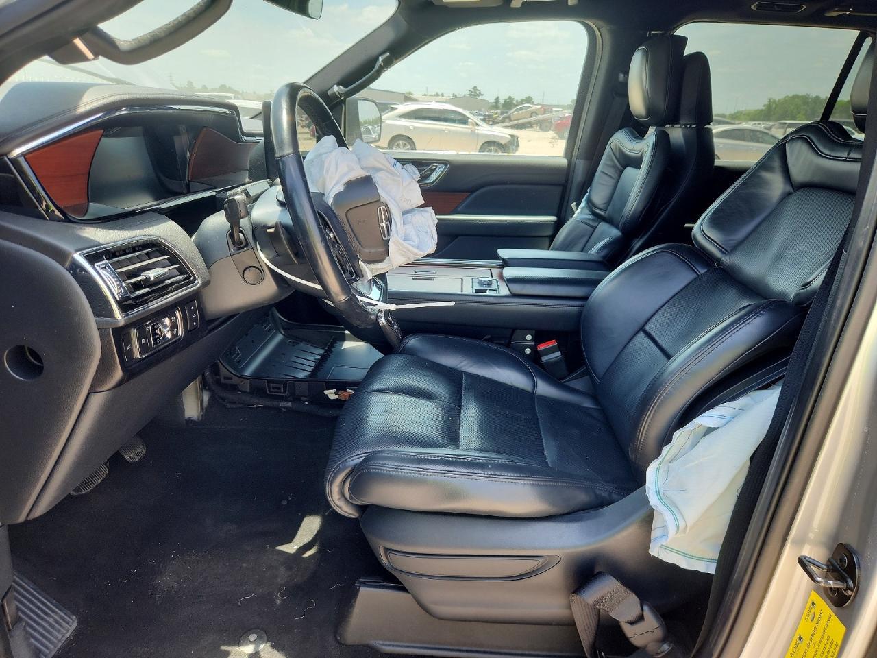 2022 Lincoln Navigator Reserve - Image 7