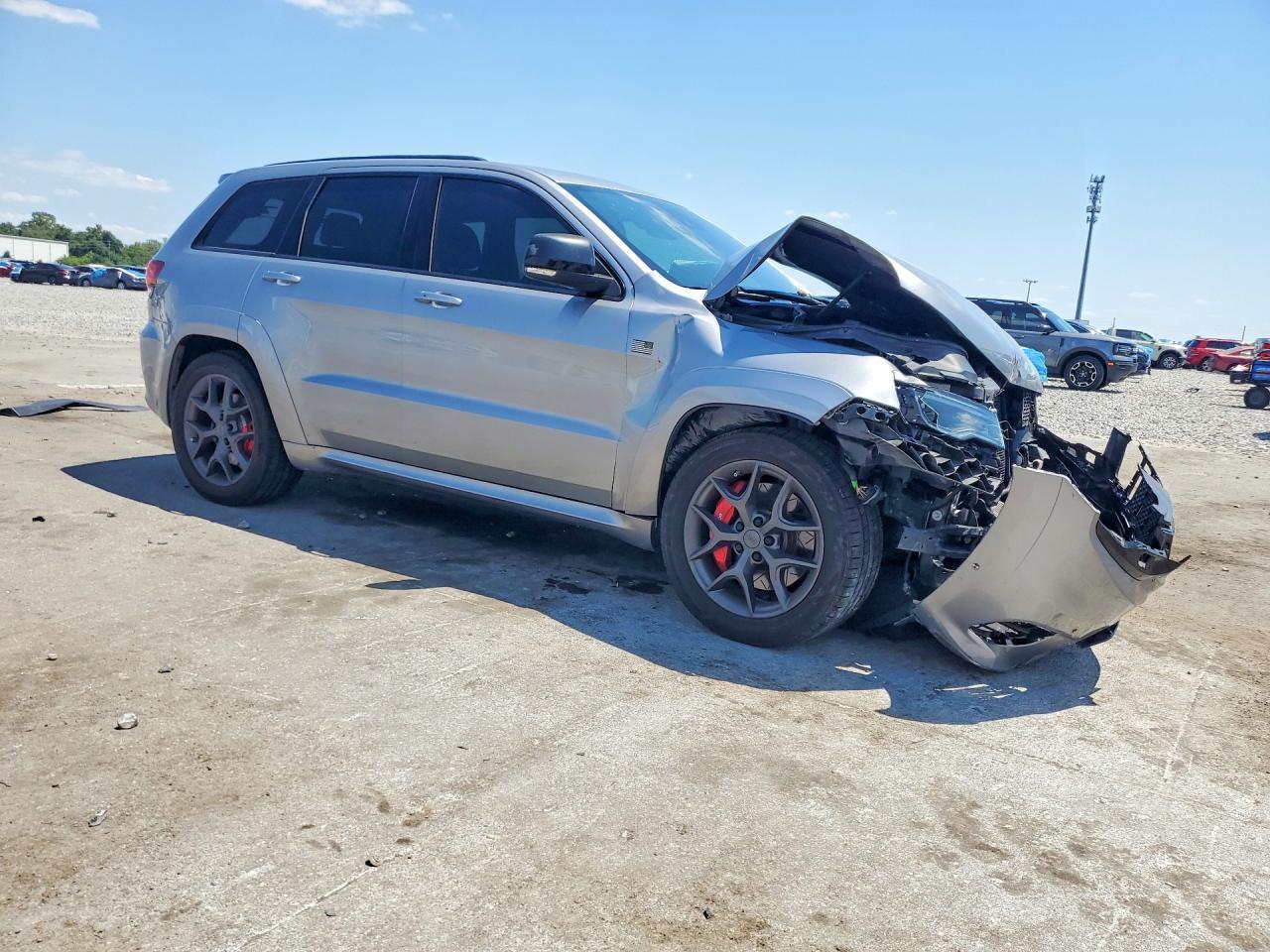 2018 Jeep Grand Cherokee Srt-8 - Фото 4