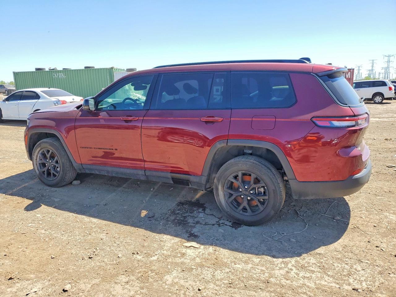 2024 Jeep Grand Cherokee L Laredo - Image 2
