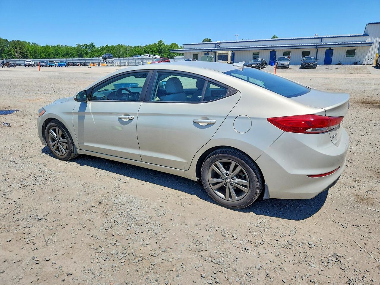 2018 Hyundai Elantra Value Edition - Фото 2