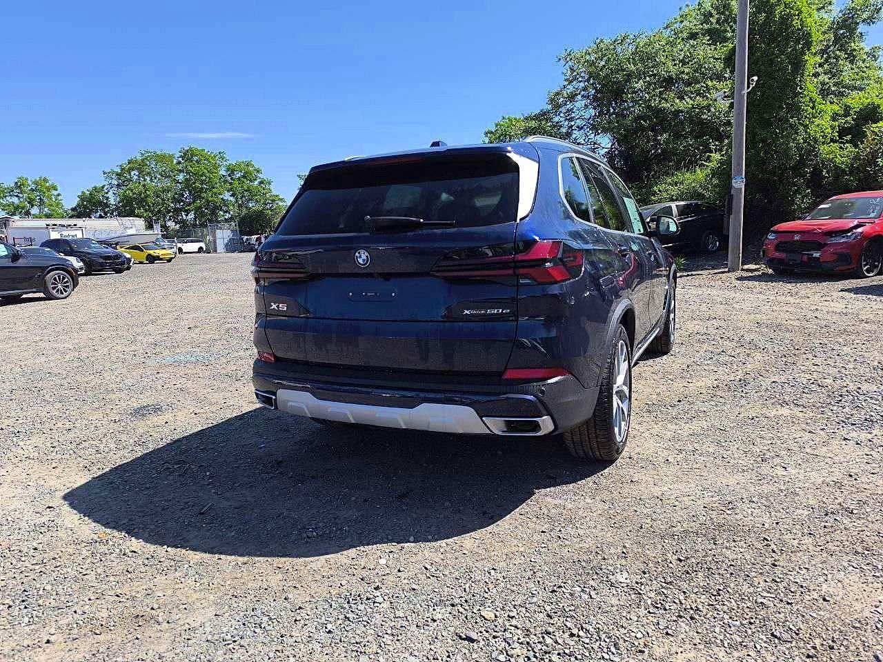 2026 BMW X5 xDrive50E - Image 6