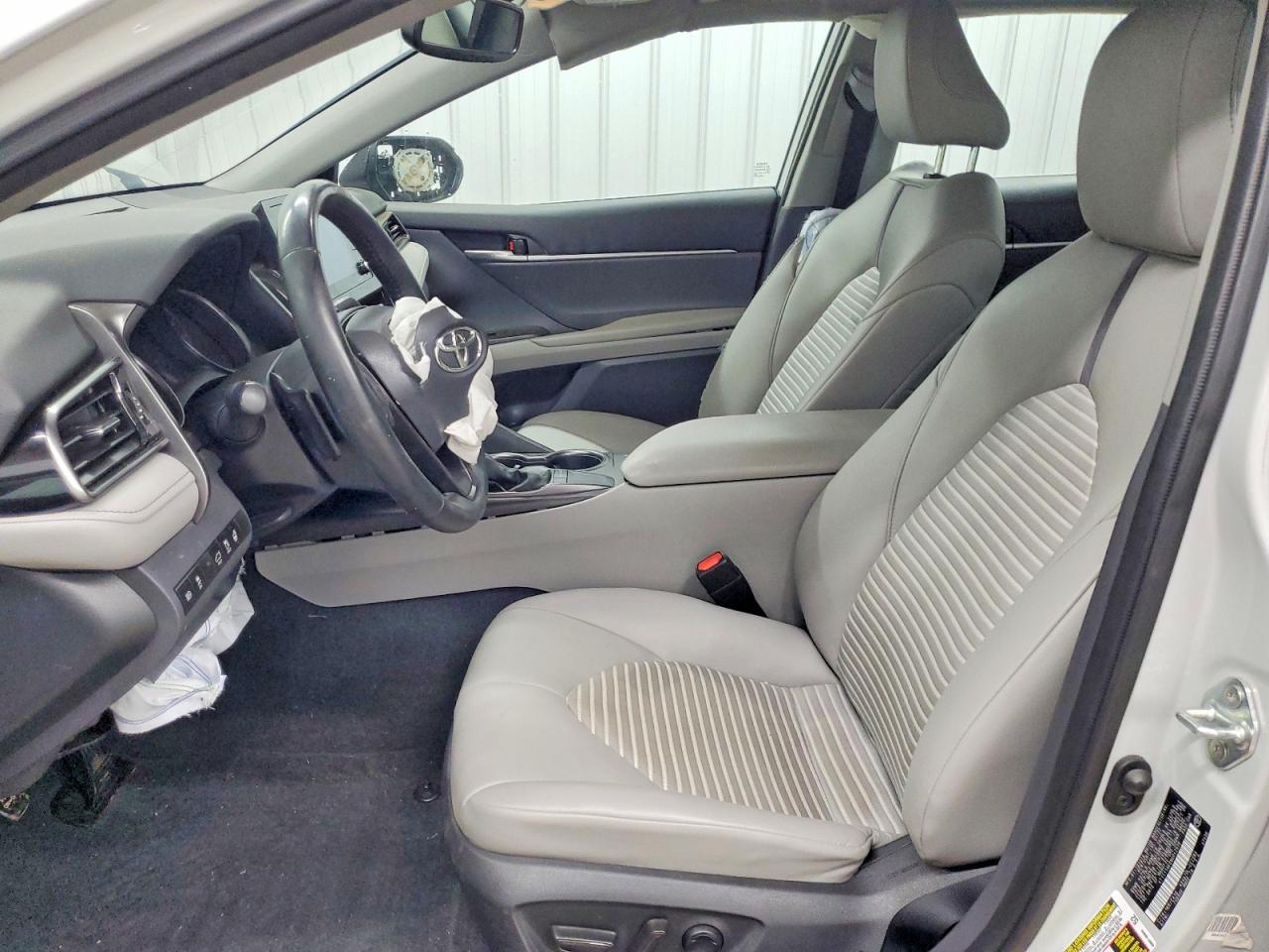 2022 Toyota Camry Se - Фото 7