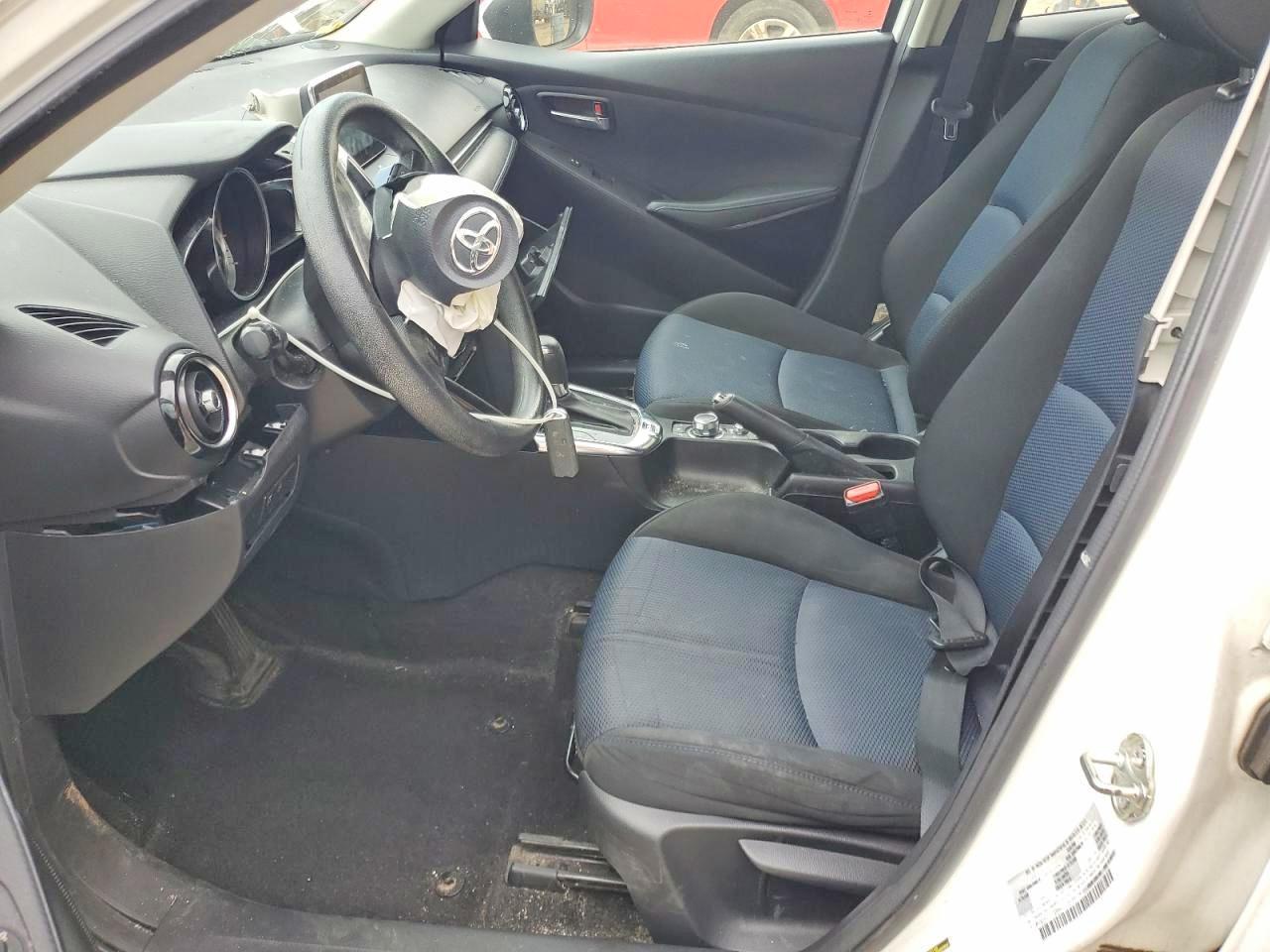 2018 Toyota Yaris Ia Base - Image 7