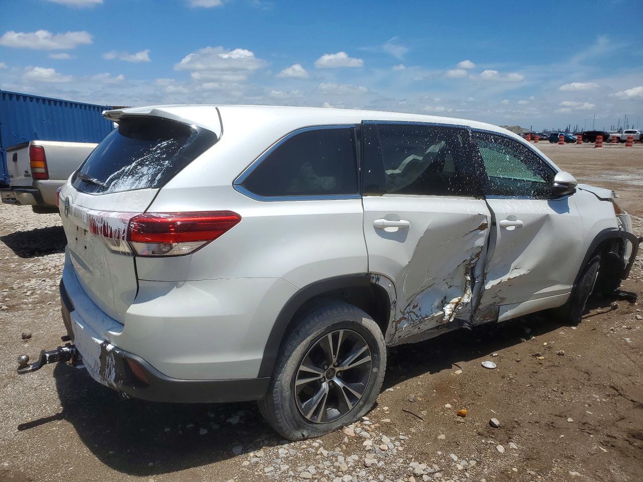 2018 Toyota Highlander Se - Image 3