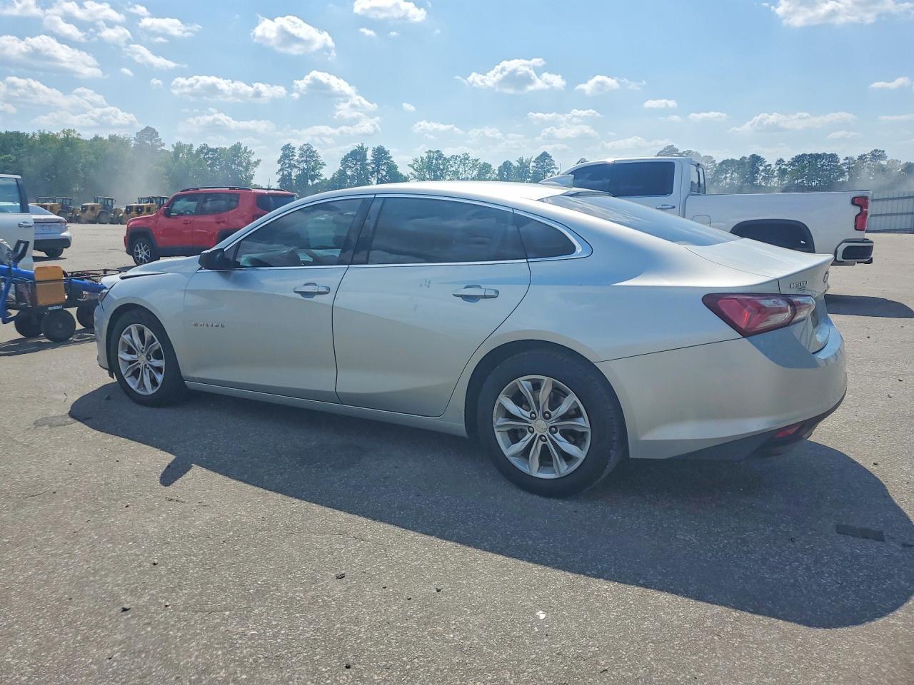 2019 Chevrolet Malibu Lt - Image 2