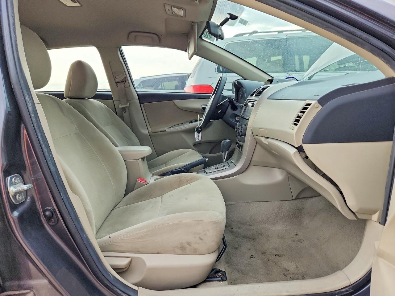 2013 Toyota Corolla Le - Фото 7