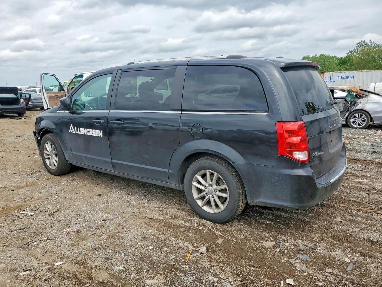 2018 Dodge Grand Caravan Sxt - Image 2