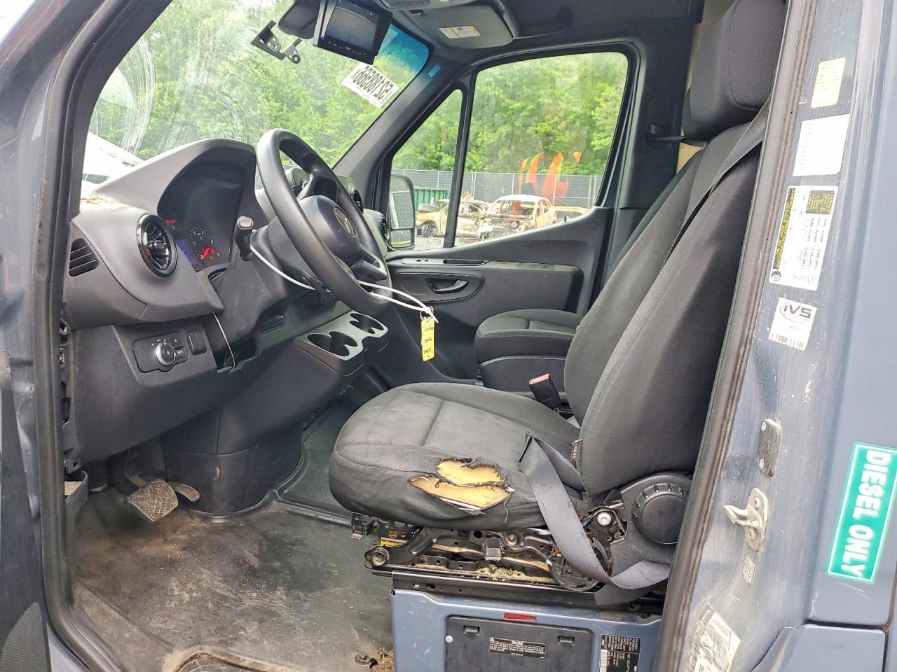2019 Mercedes Benz Sprinter 2500/3500 Delivery Van - Фото 7