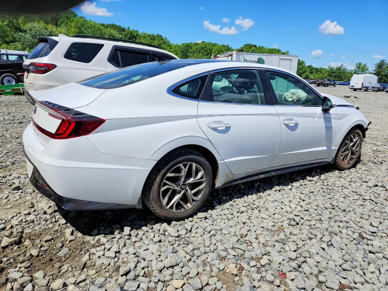 2021 Hyundai Sonata Sel - Image 3