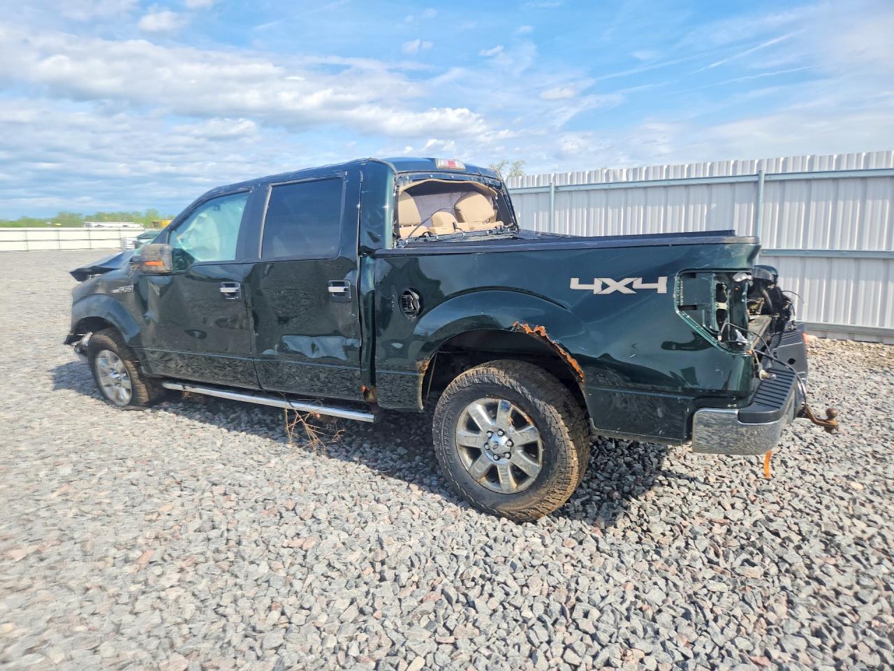 2014 Ford 150 - Фото 2