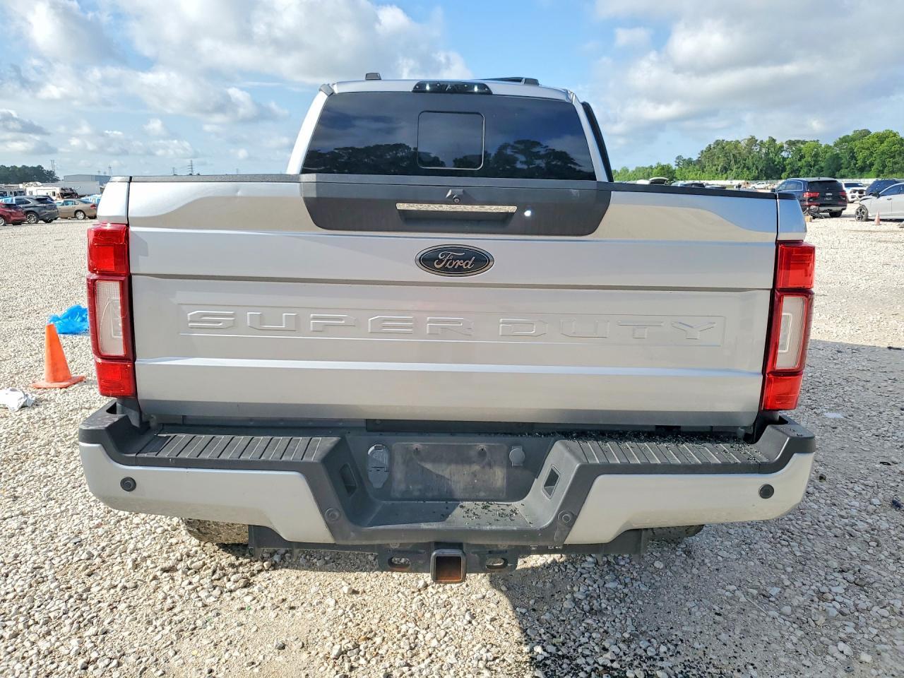 2020 Ford F250 Super Duty - Фото 6