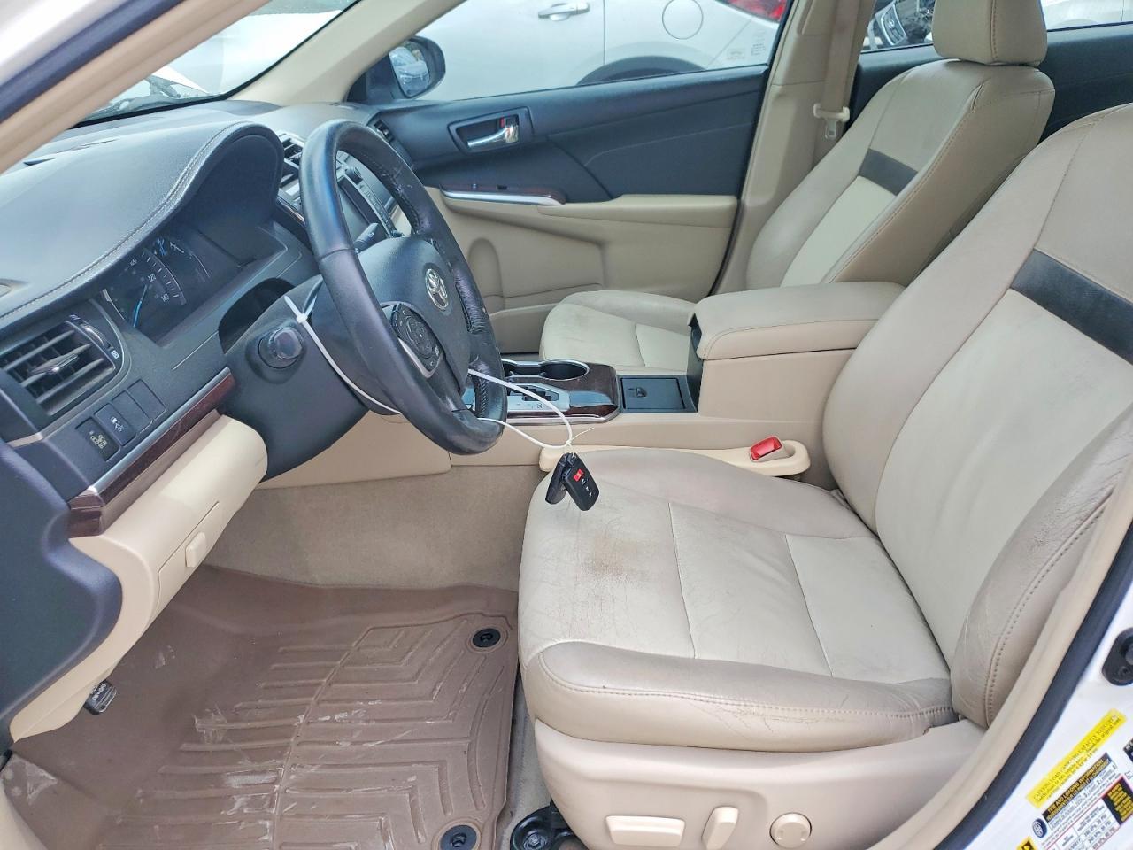 2014 Toyota Camry Xle V6 - Фото 7