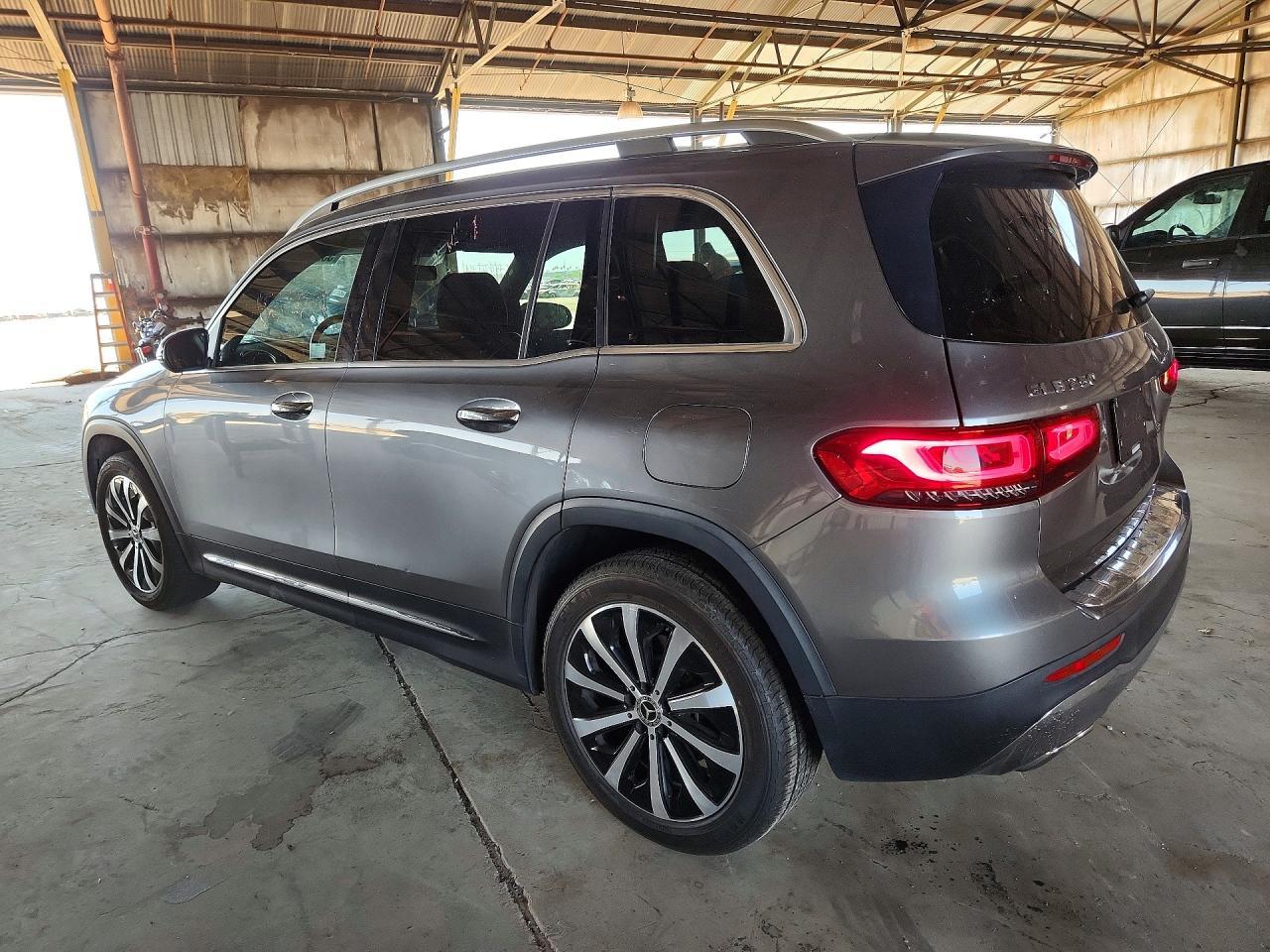 2021 Mercedes-Benz Glb 250 - Image 2