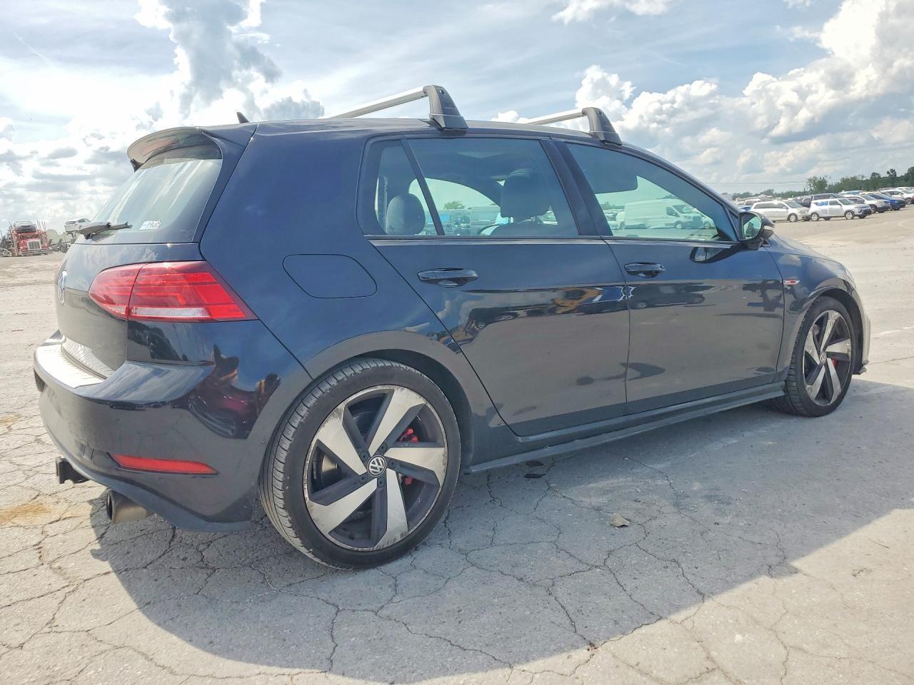 2019 Volkswagen Gti S - Фото 3