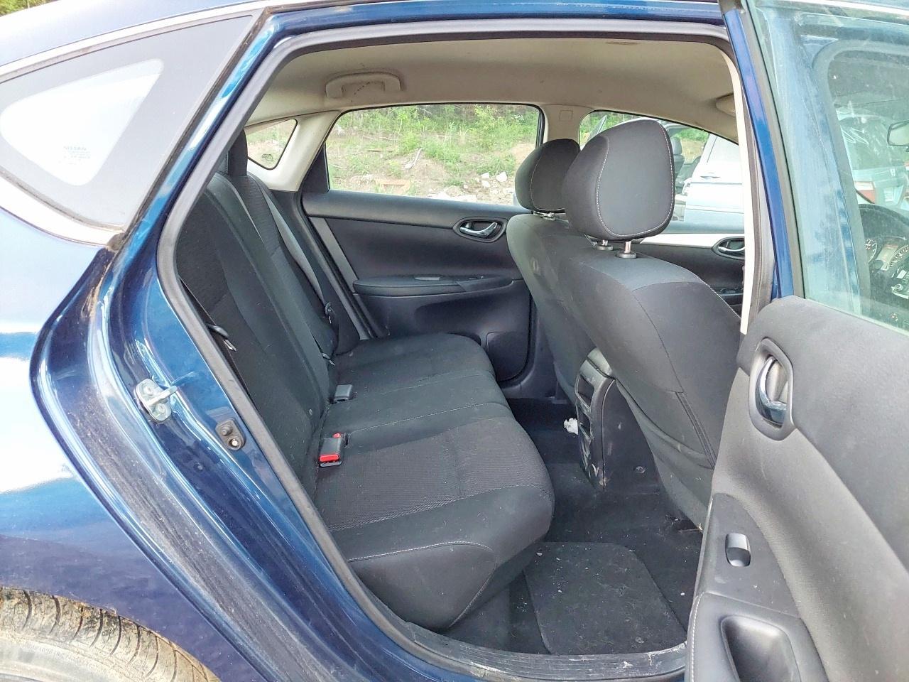 2019 Nissan Sentra S - Image 6