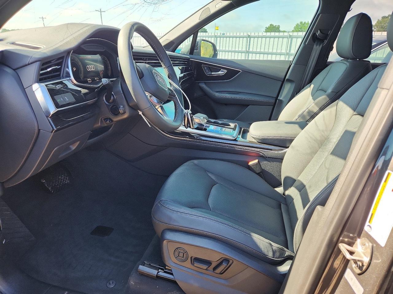 2025 Audi Q7 Premium Plus - Image 7