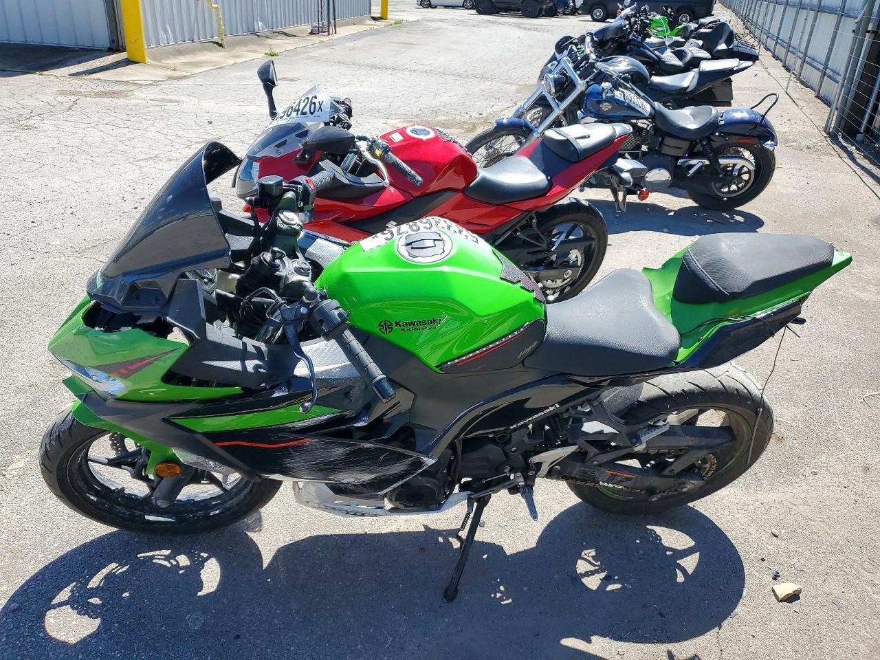 2023 Kawasaki Ex400 - Фото 3