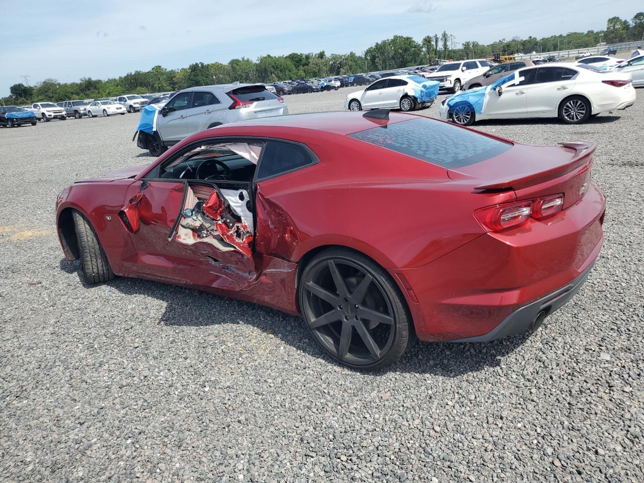 2019 Chevrolet Camaro Ls - Фото 2