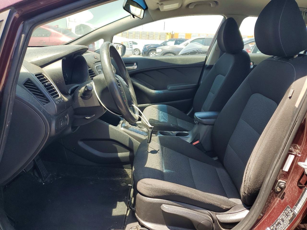 2018 Kia Forte - Image 7