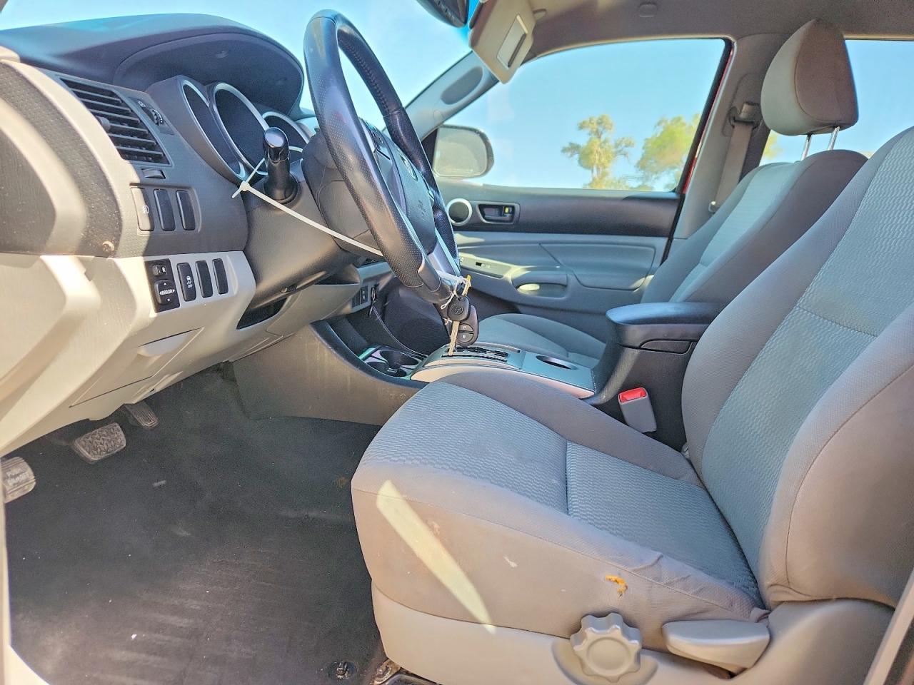 2012 Toyota Tacoma Double Cab Prerunner - Image 7