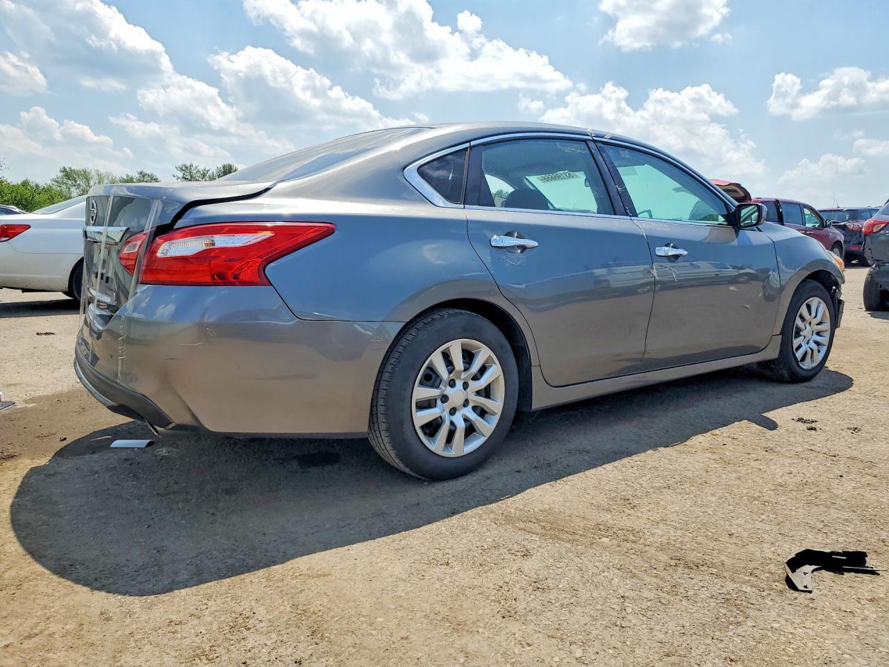 2016 Nissan Altima 2.5 S - Image 3