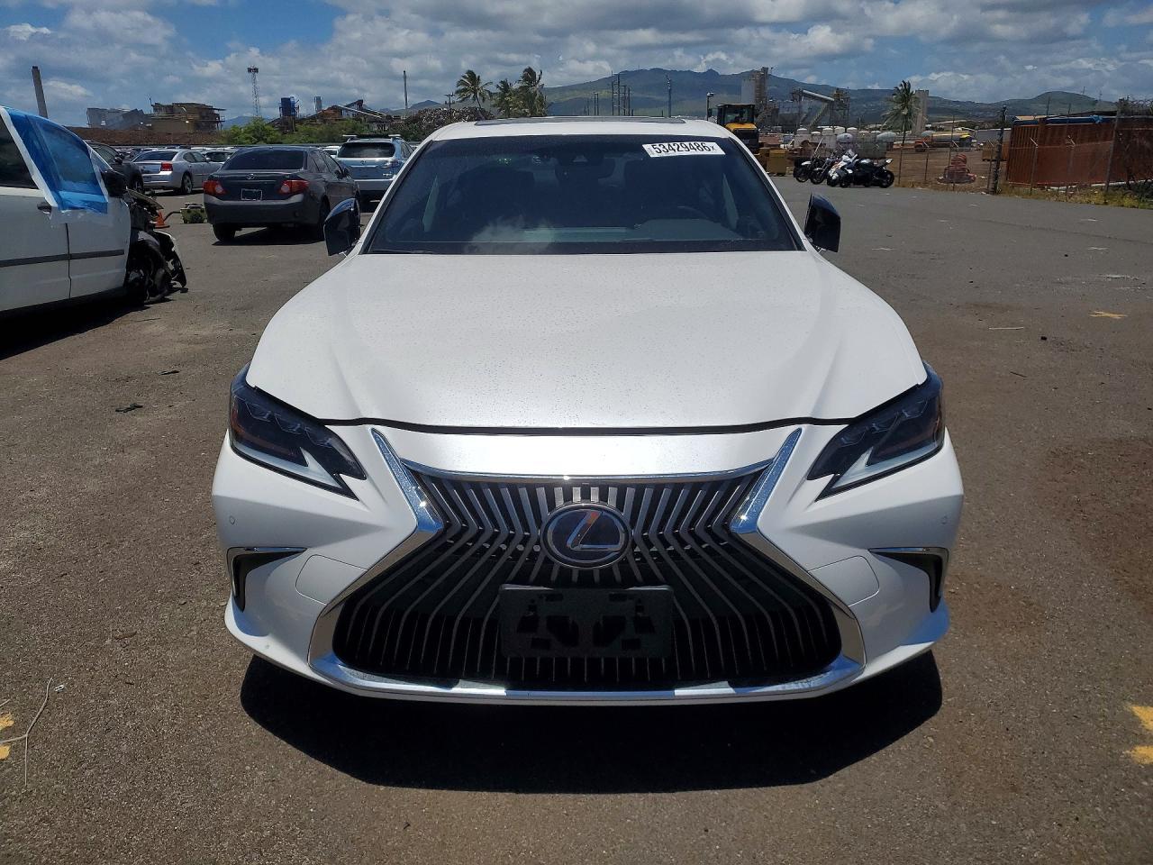2019 Lexus Es 300H - Image 5