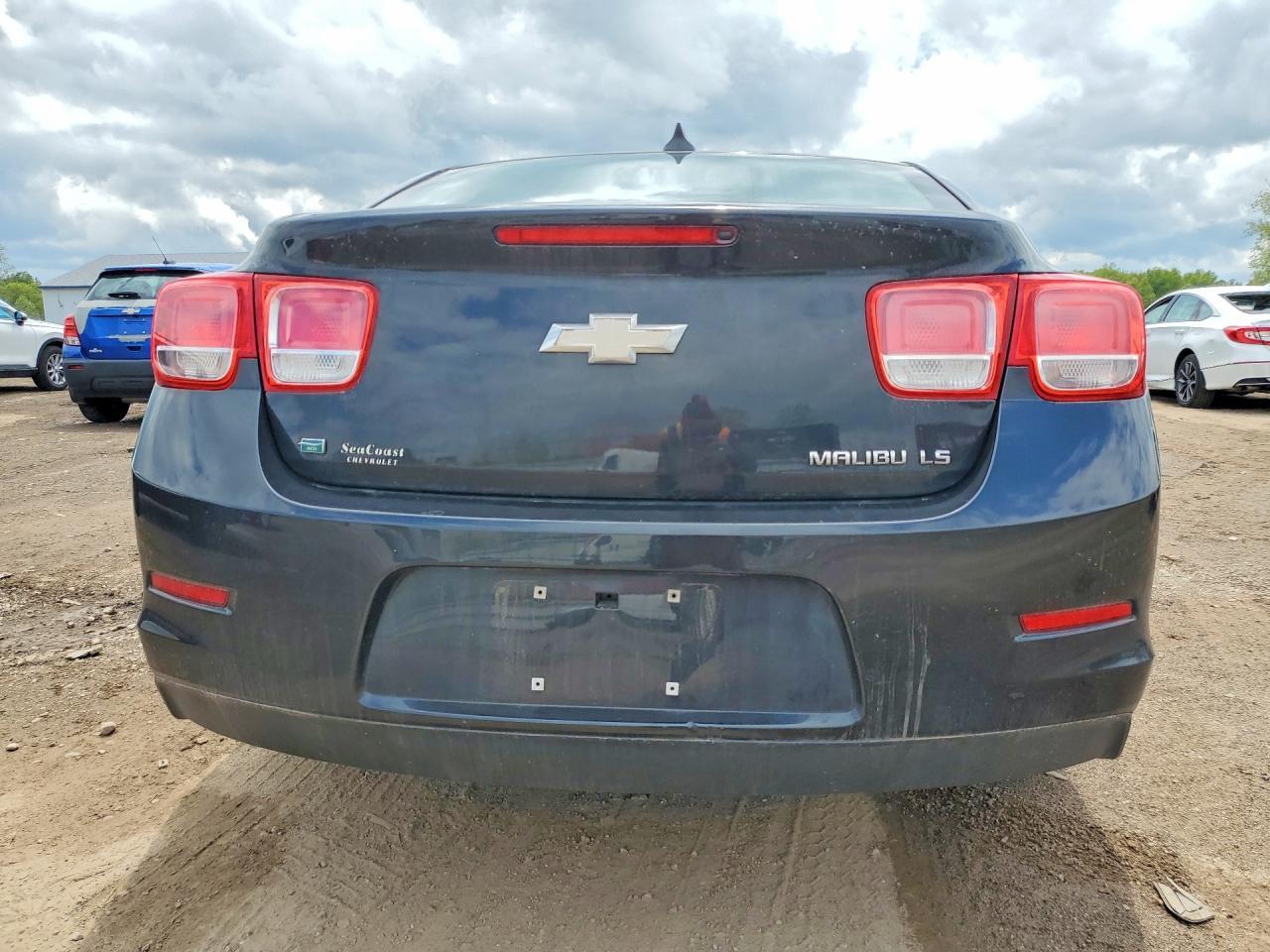 2015 Chevrolet Malibu Ls - Image 6