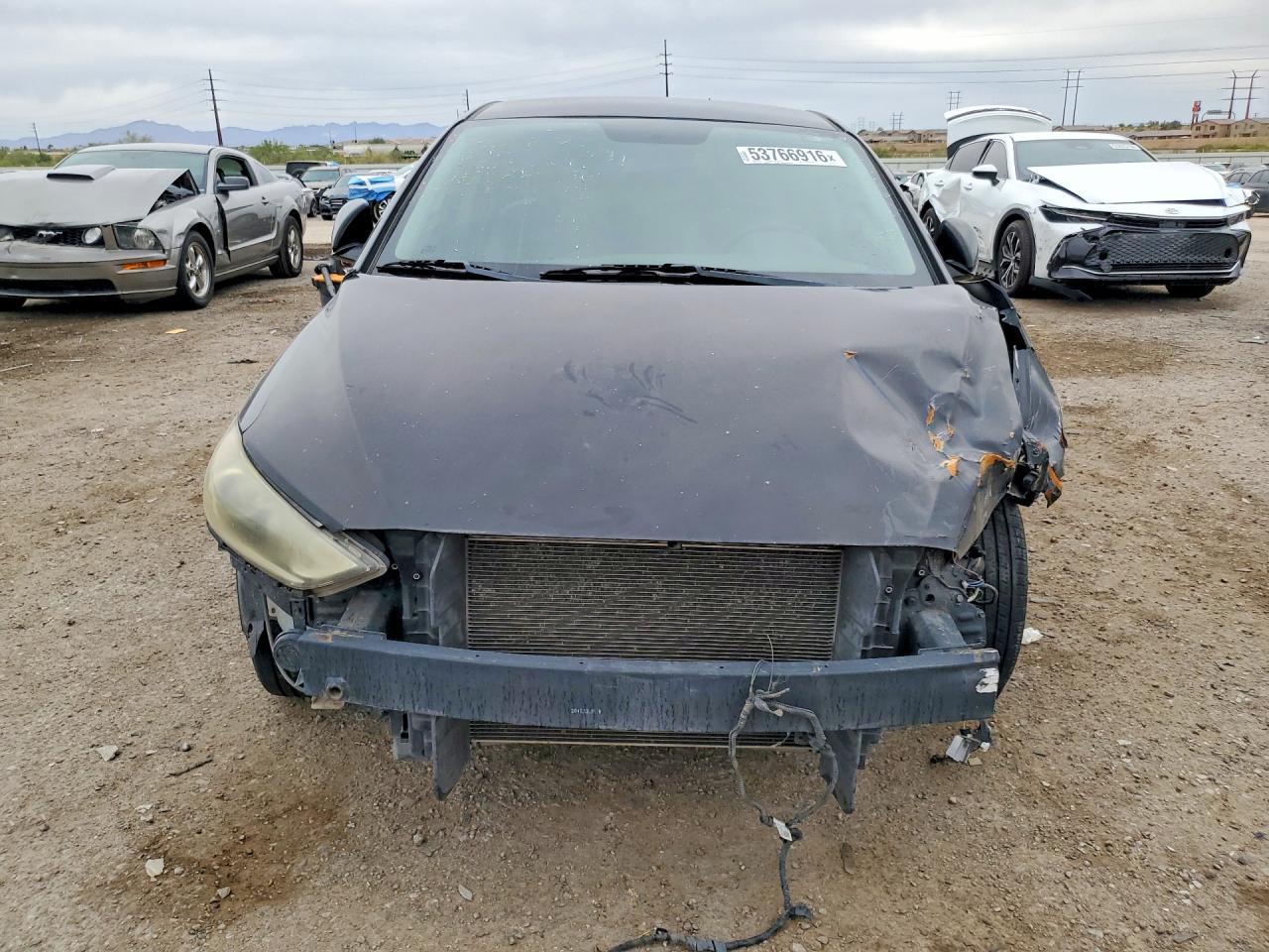 2017 Hyundai Elantra Se - Image 5
