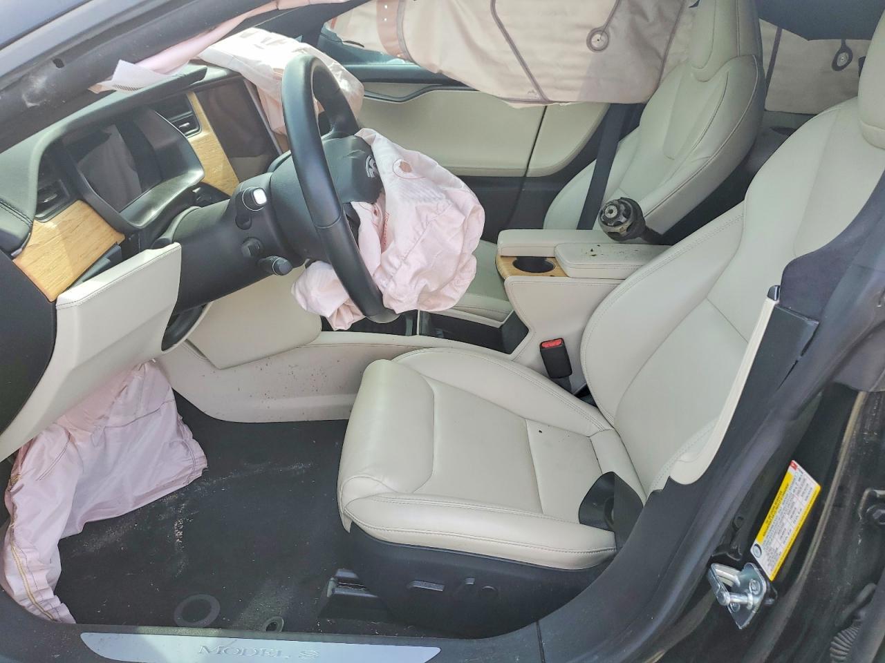 2020 Tesla Model S - Image 7