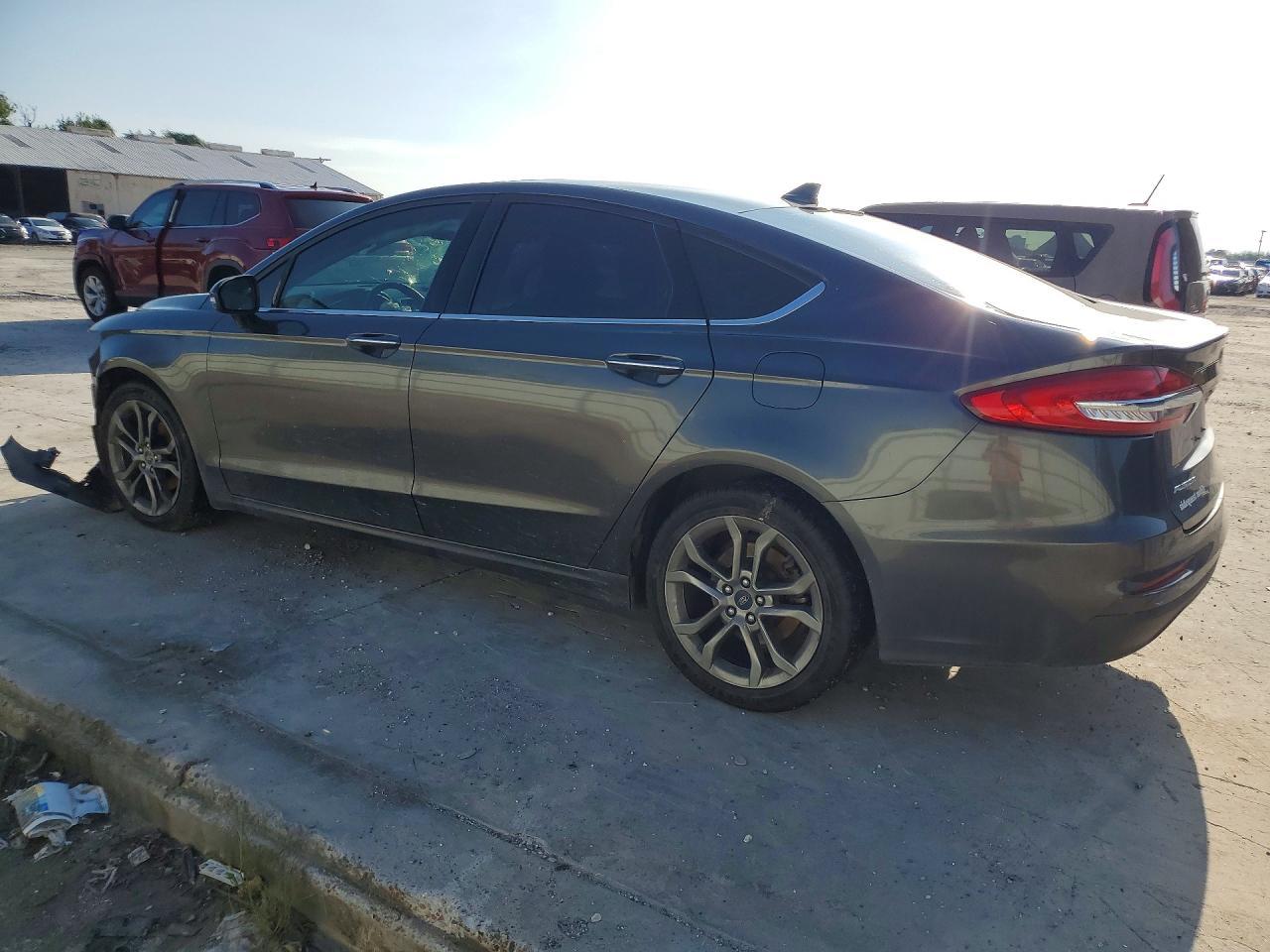 2020 Ford Fusion Sel - Image 2