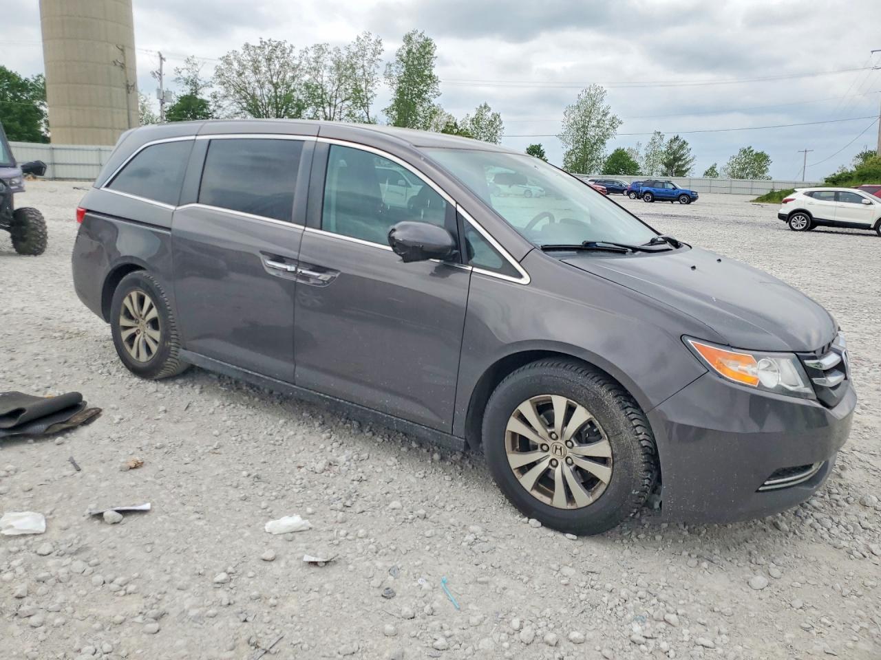 2016 Honda Odyssey Se - Фото 4
