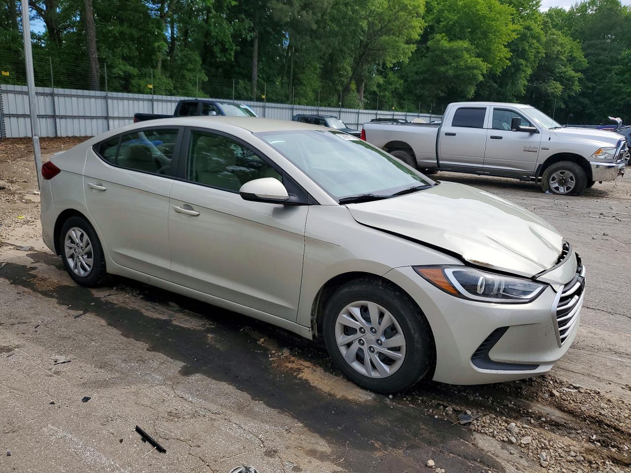 2018 Hyundai Elantra Se - Image 4