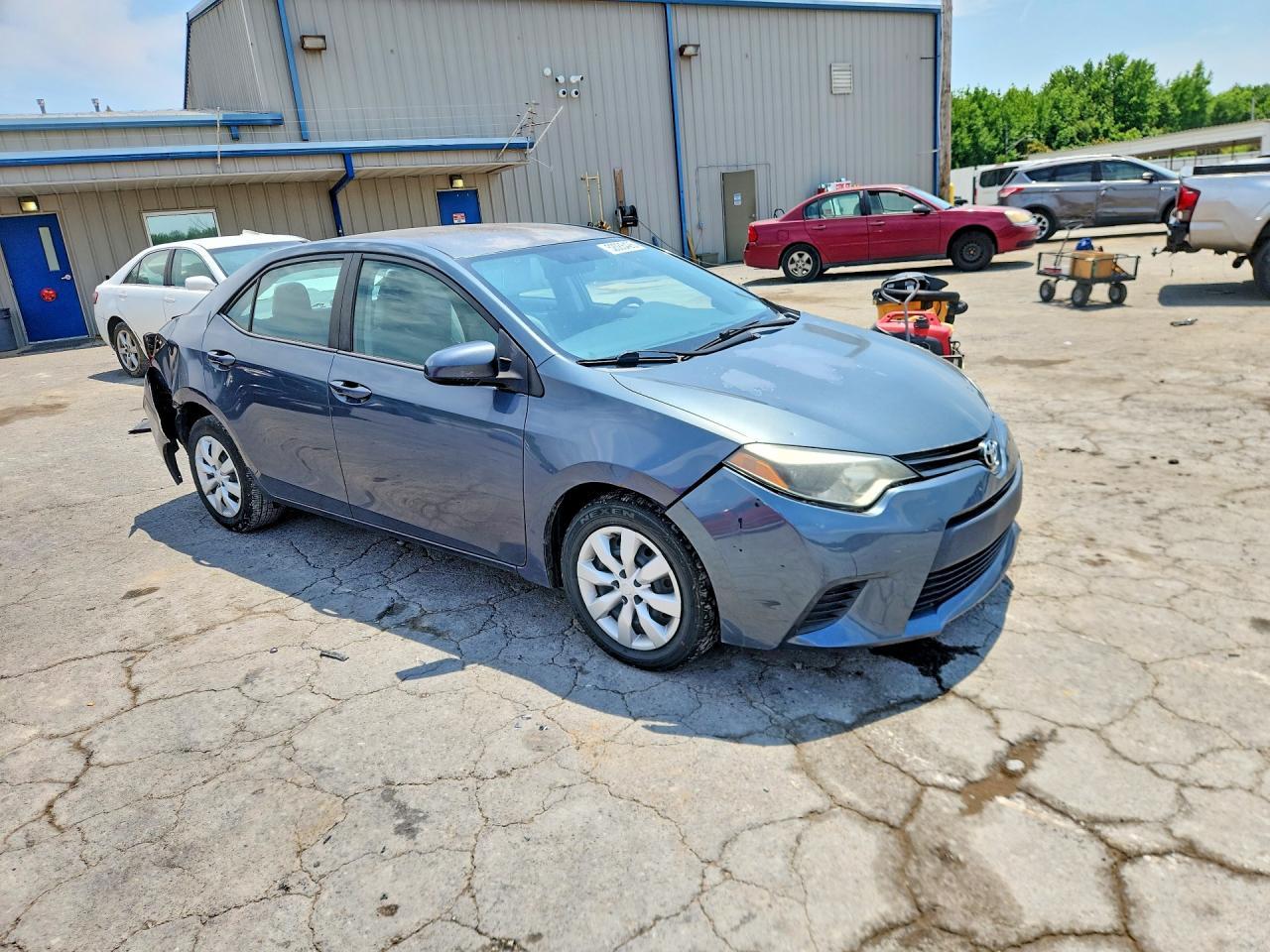 2014 Toyota Corolla Le - Фото 4