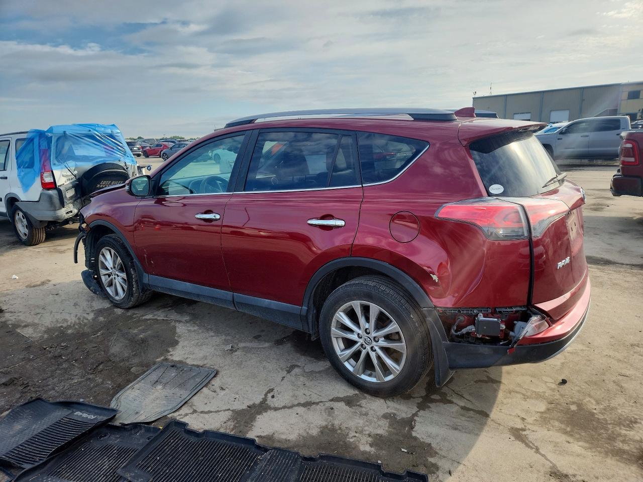 2018 Toyota Rav4 Limited - Фото 2