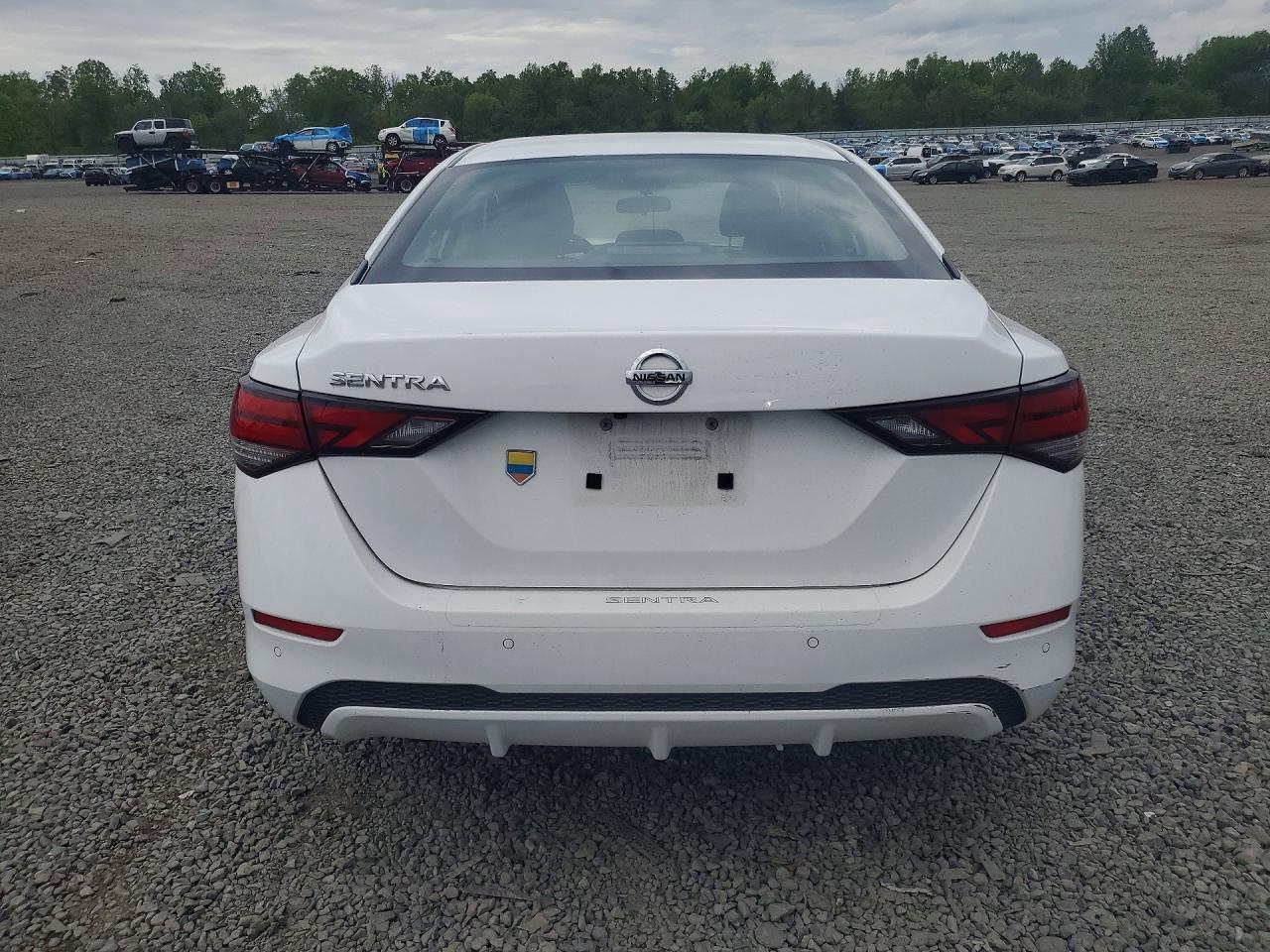 2022 Nissan Sentra S - Image 6