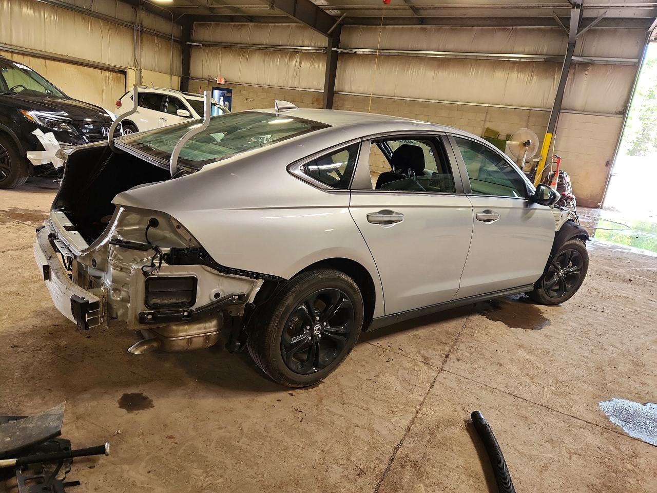 2025 Honda Accord Lx - Фото 3
