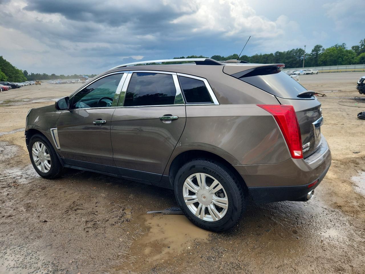 2015 Cadillac Srx Luxury Collection - Image 2